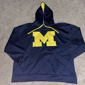 Michigan Wolverines Sweatshirt Mens XL Blue Majestic Section 101 Fleece Hoodie